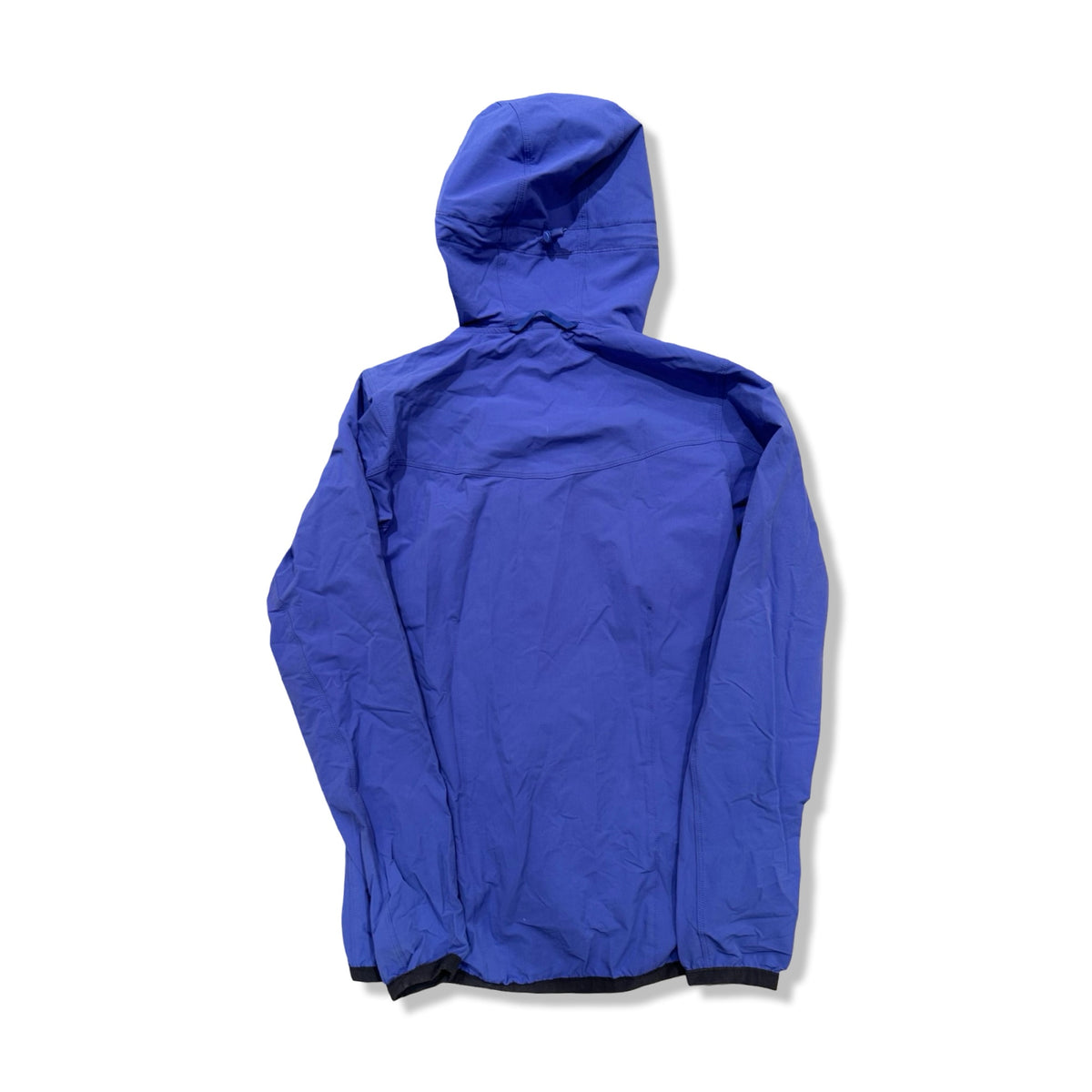 Back view of a purple Haglöfs women's Apex Hood softshell jacket with a hood against a white background.
