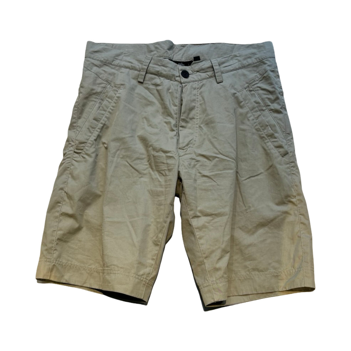 Beige shorts från Tierra för dam i storlek M, fotograferade framifrån mot en vit bakgrund.