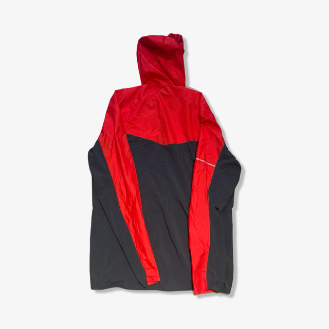 Men's red and black hooded Salomon training jacket, back view against a white background.