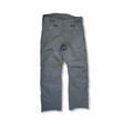 Grå skidbyxor för herr från Stellar Equipment i modell Stellar Shell pants 2.0, fotograferade framifrån.