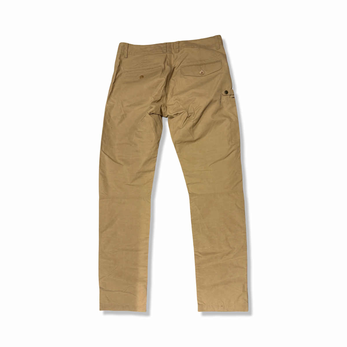 Baksidan av beige Fjällräven Vardag Relaxed Trousers för herr, fotograferade mot en vit bakgrund.