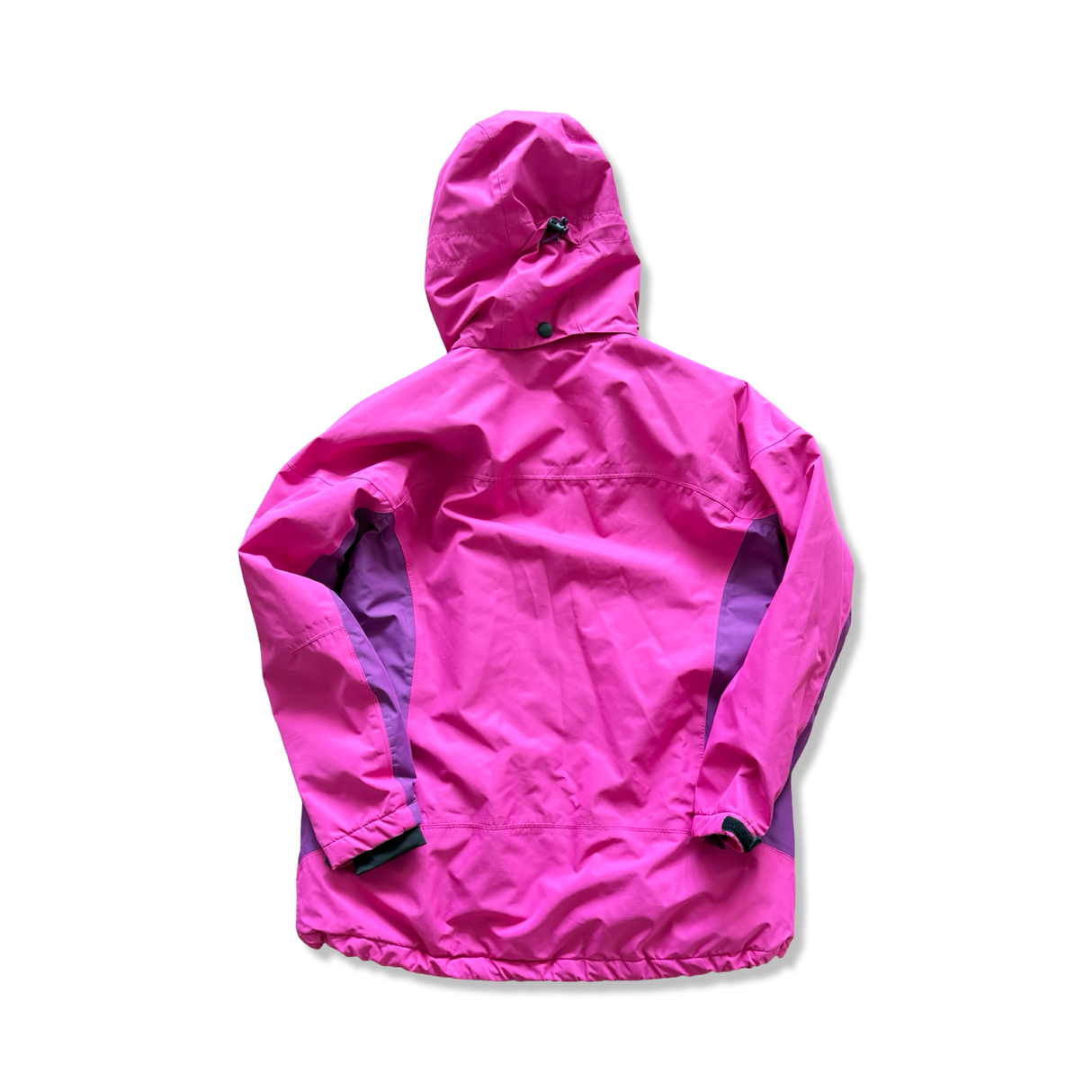 Rosa skidjacka från Cross Sportswear med huva, fotograferad bakifrån mot vit bakgrund.