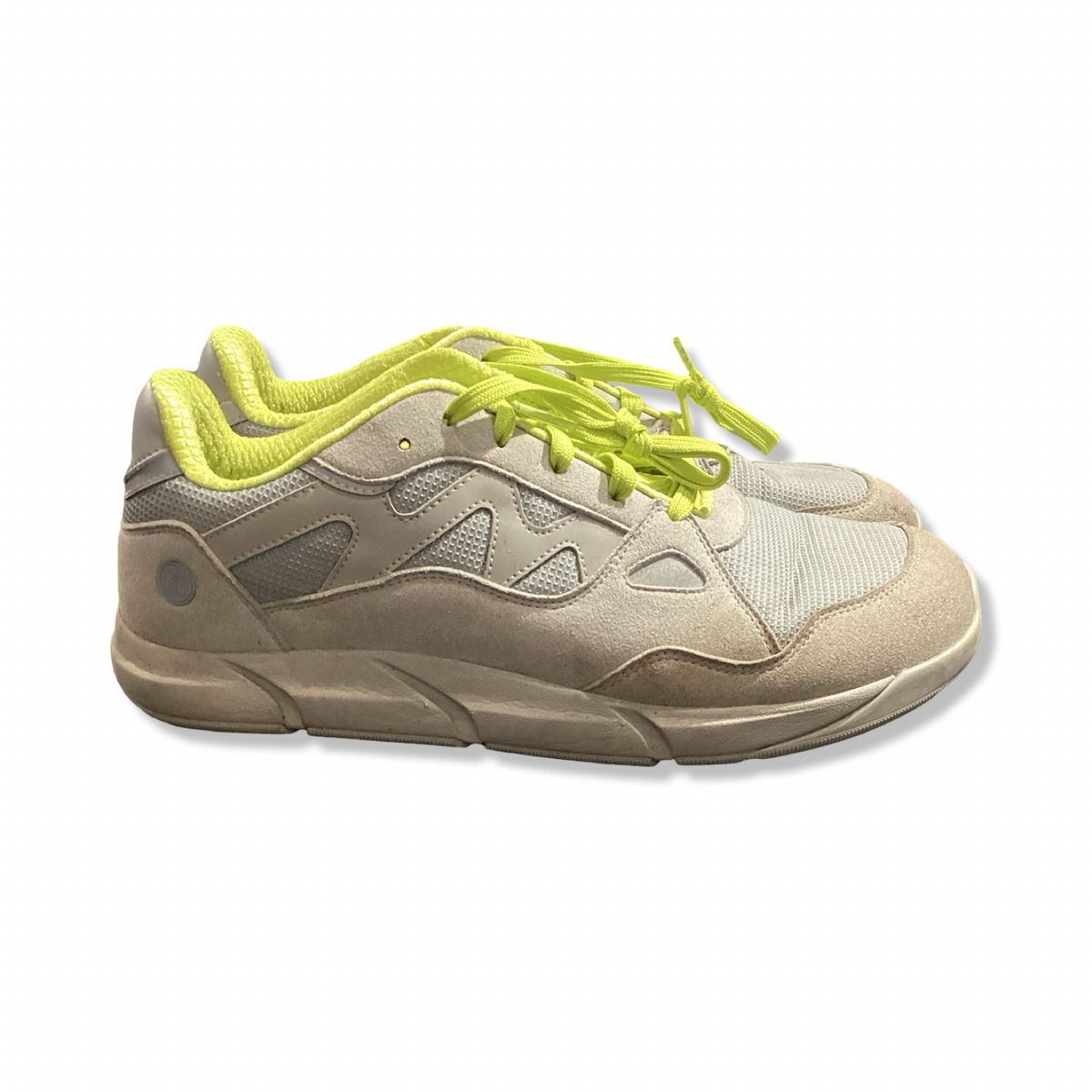 Grey Joe Nimble men's sneakers with neon yellow details and laces, side view against a white background.