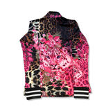 Bogner träningströja med lång ärm i rosa med leopardmönster och blomdetaljer, fotograferad bakifrån mot vit bakgrund.