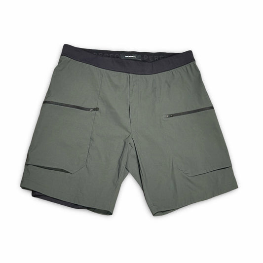 Funktionsshorts Peak Performance Cargo Herr L