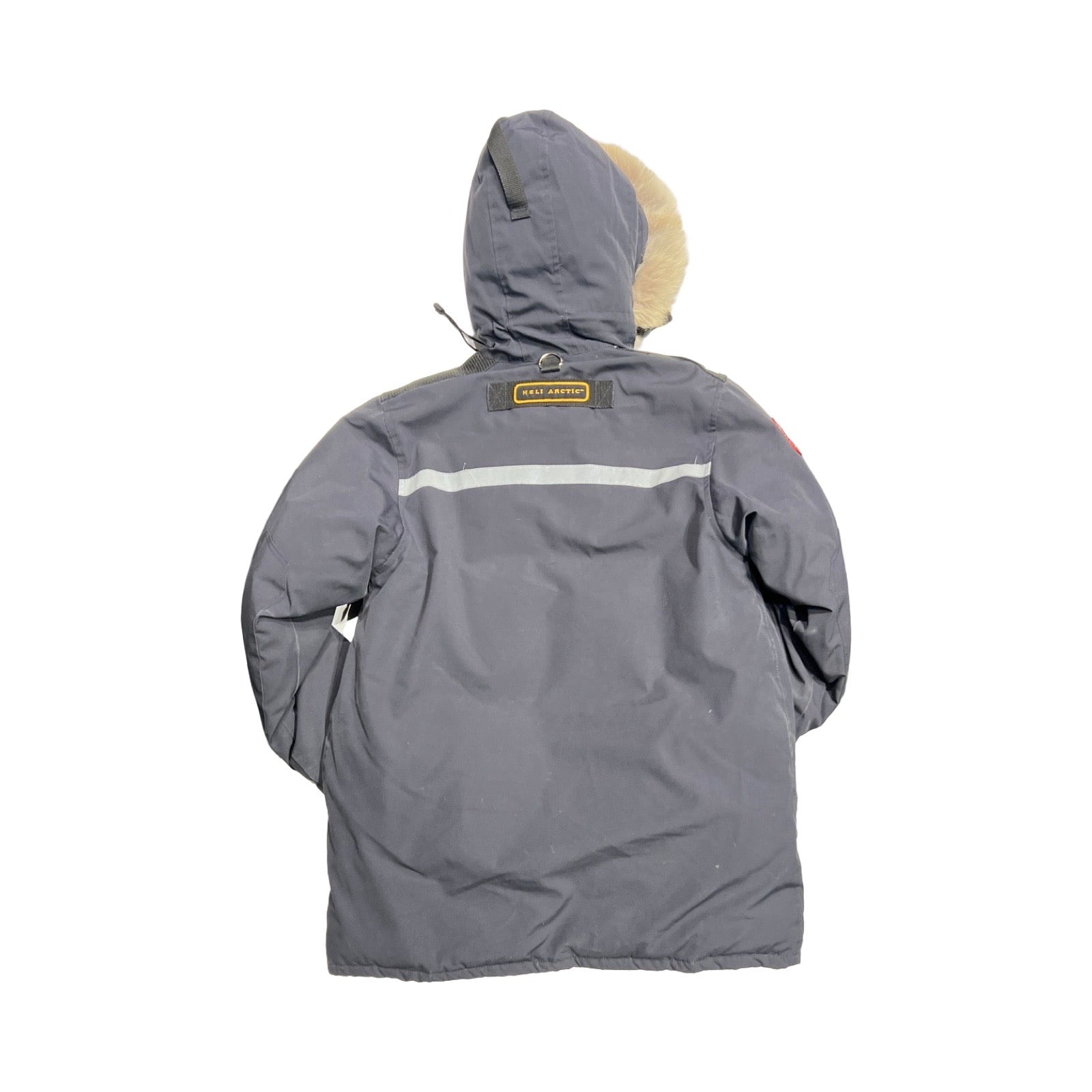 Baksidan av Canada Goose Heli Arctic dunjacka för herr i svart.