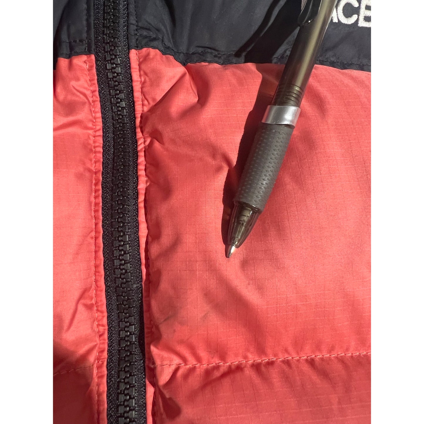 Dunjacka The North Face Retro Nuptse 700 Dam XS