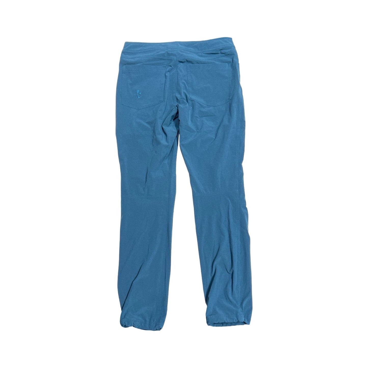 Baksidan av Bergans Cecilie Flex vandringsbyxa för dam i blått.