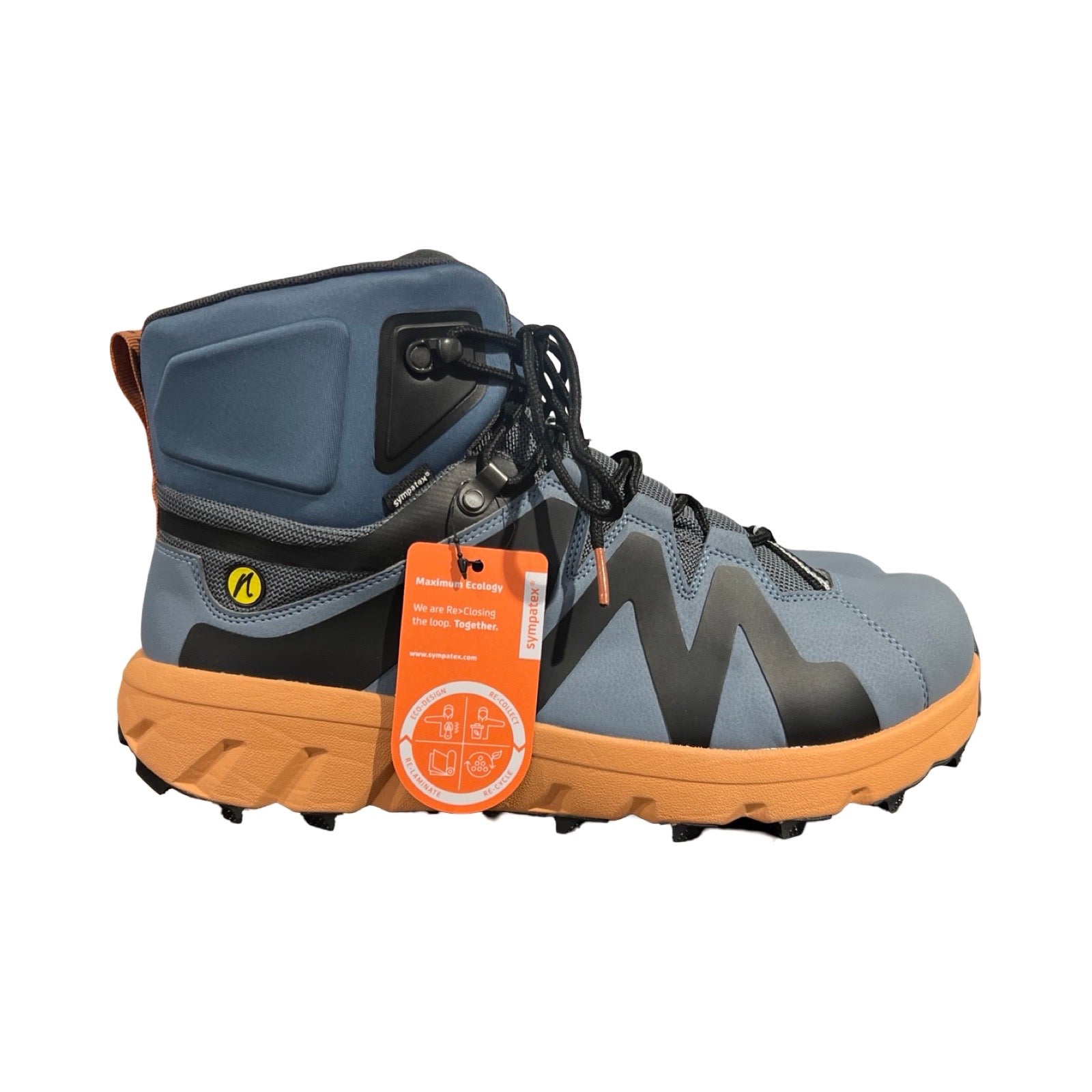 En Joe Nimble Mountain Addict vandringskänga för herr i blått och orange, fotograferad från sidan mot en vit bakgrund.